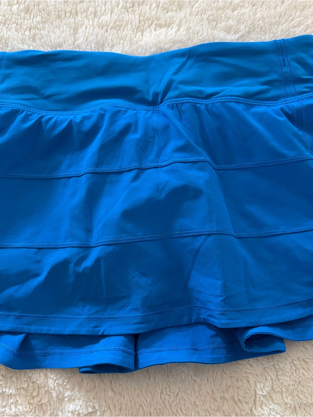 Lululemon poolside blue pace rival skirt